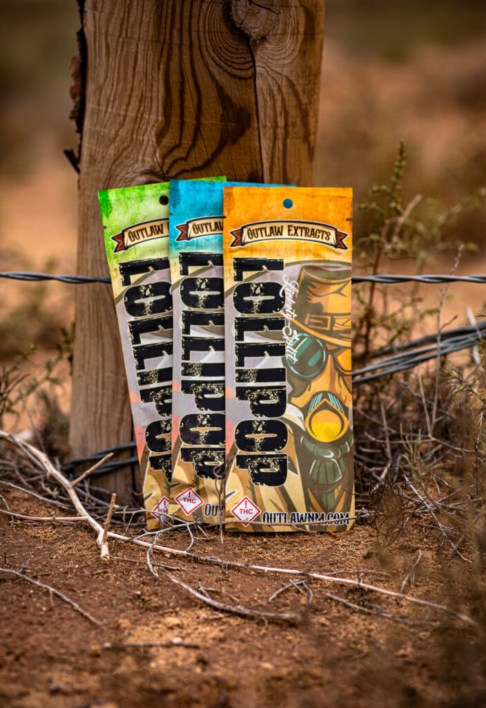 Outlaw-1054 Outlaw 1054 704x1024